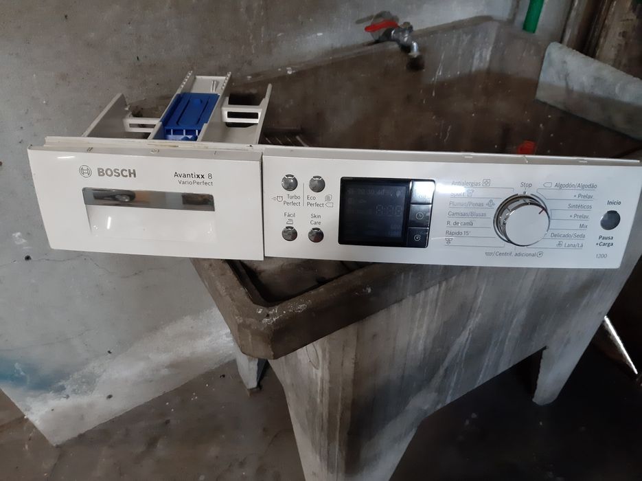 Vendo painel de comandos bosh