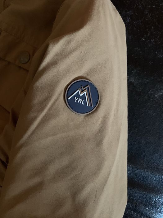 Kurtka zimowa z kapturem