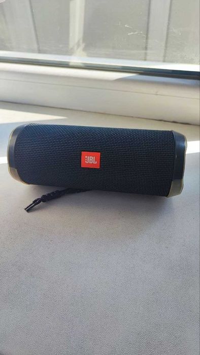 JBL Flip 4 на запчастини