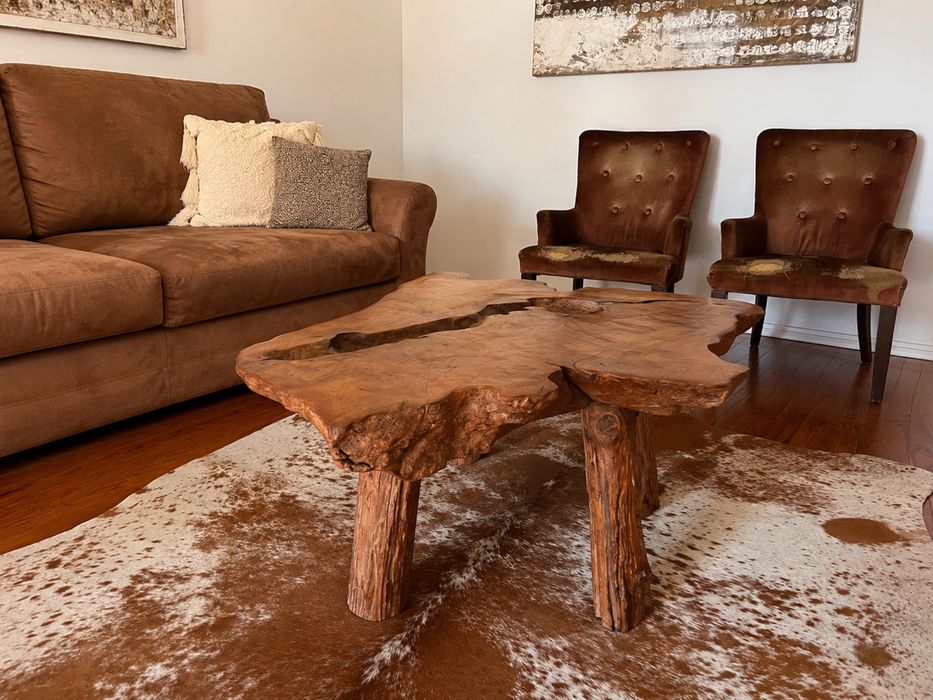 Mesa de centro em raiz de Teca maciça