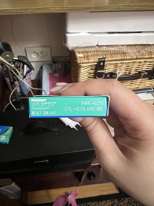 Контактные линзы Air Optix Astigmatism