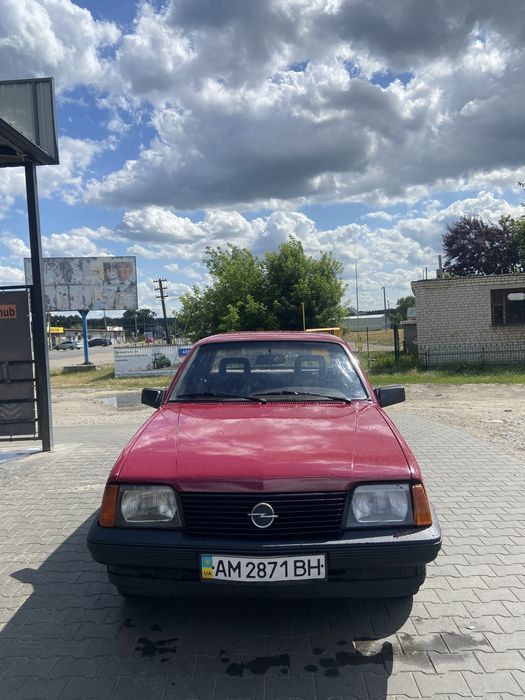 Продам опель аскона 1988р