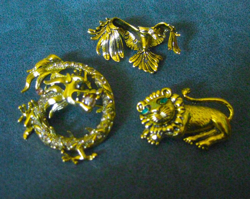 Alfinete / Broche / Pregadeira Leão NOVO