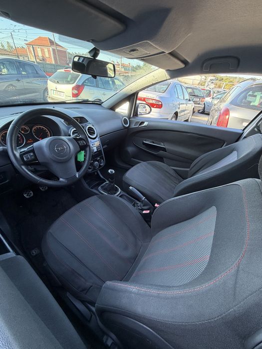 Opel Corsa 1.2i 85CV Color Edition
