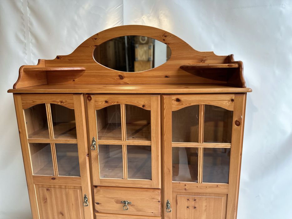 Duza komoda z litego drewna