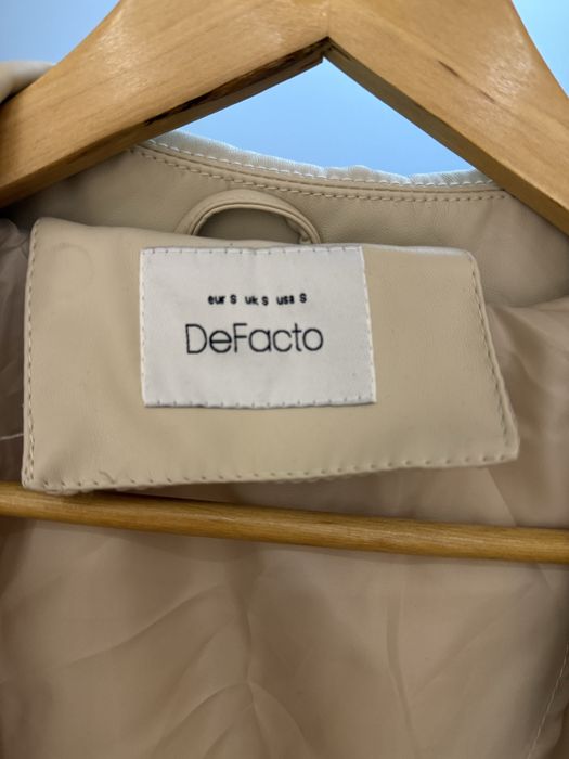 Шкіряний бежевий тренч, пальто DeFacto