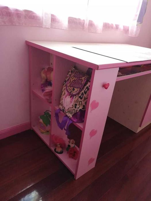 Quarto de Criança Completo Rosa & Madeira clara