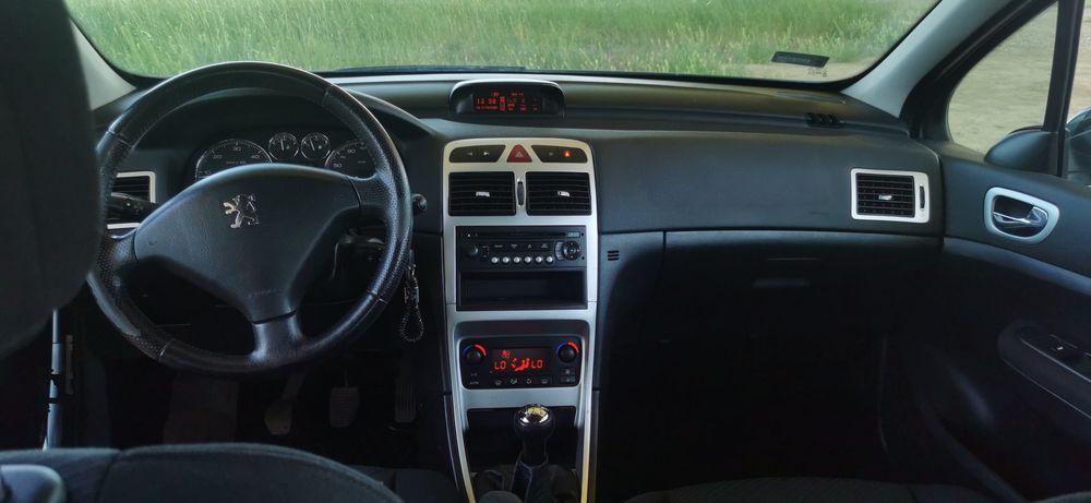 Peugeot 307 1.6 hdi 90km 2006 rok
