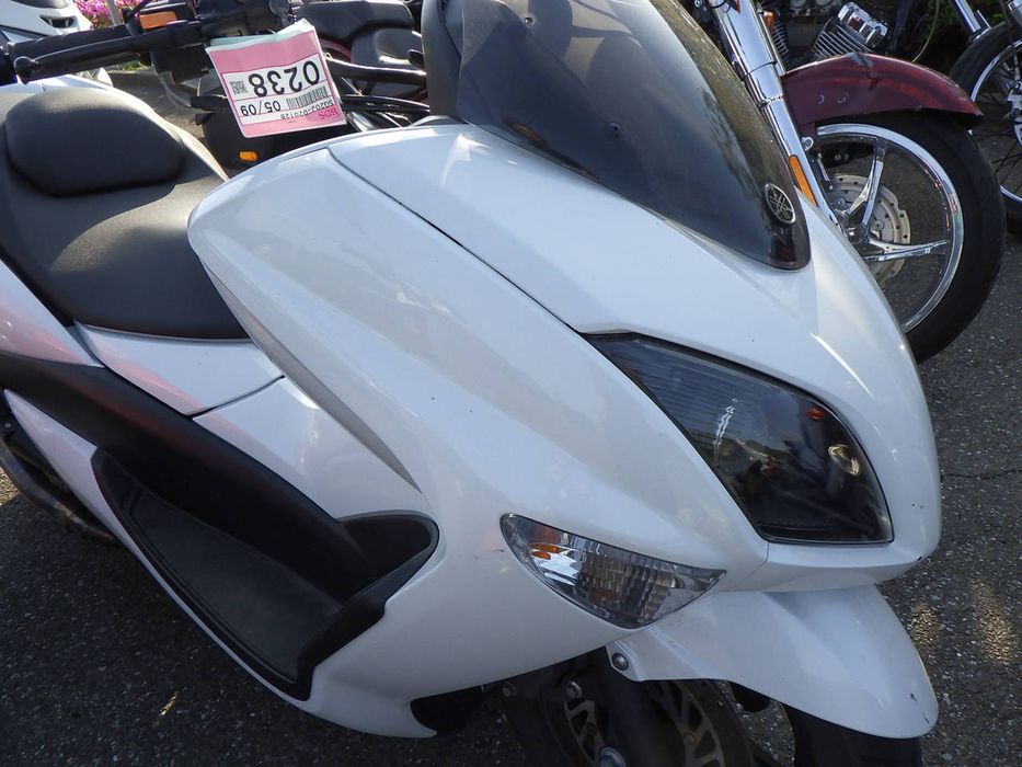 Пластик и.т.п yamaha majesty sg20j 4d9 маджести