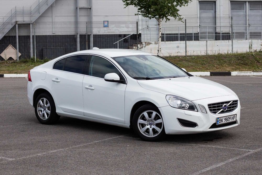 Volvo S60 2013 VIN YV1FS45HBD2196686 фото оголошення 6 з 20
