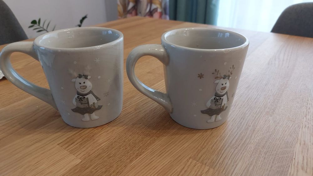 Kubki z motywem świątecznym