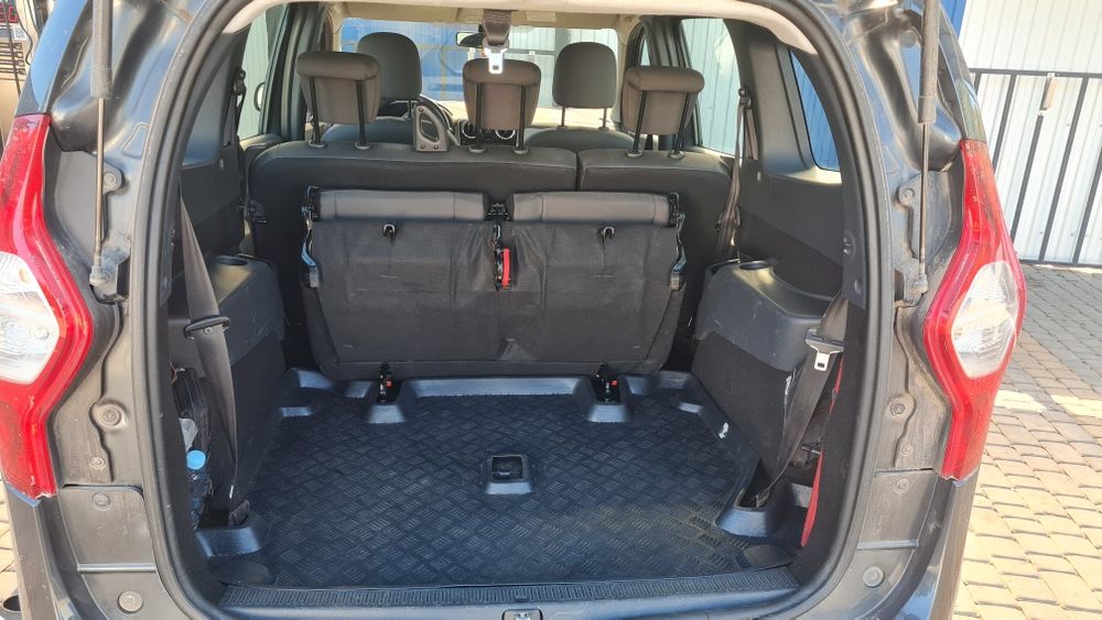 Пасажирські перевезення і допомога в дорозі