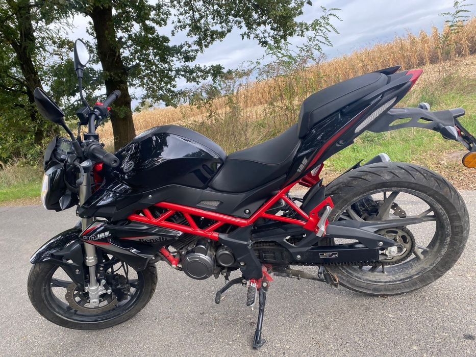 Motor benelli  bn125