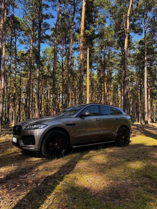 Jaguar F-Pace