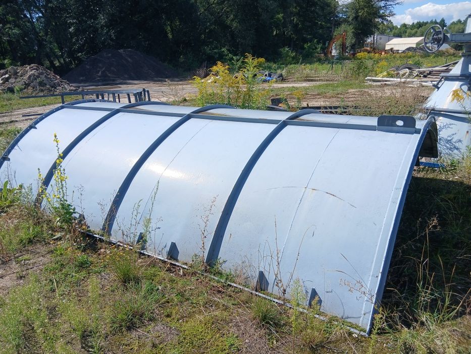Silos    120 ton