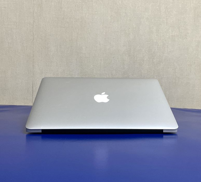 MacBook Air 13 2015 core i5 8ram 128Gb: 4 300 грн. - Ноутбуки