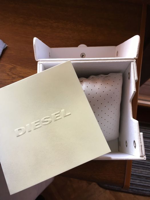 Часы Diesel DZ-1634.       .