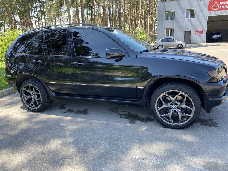 Продам BMW X5 e53