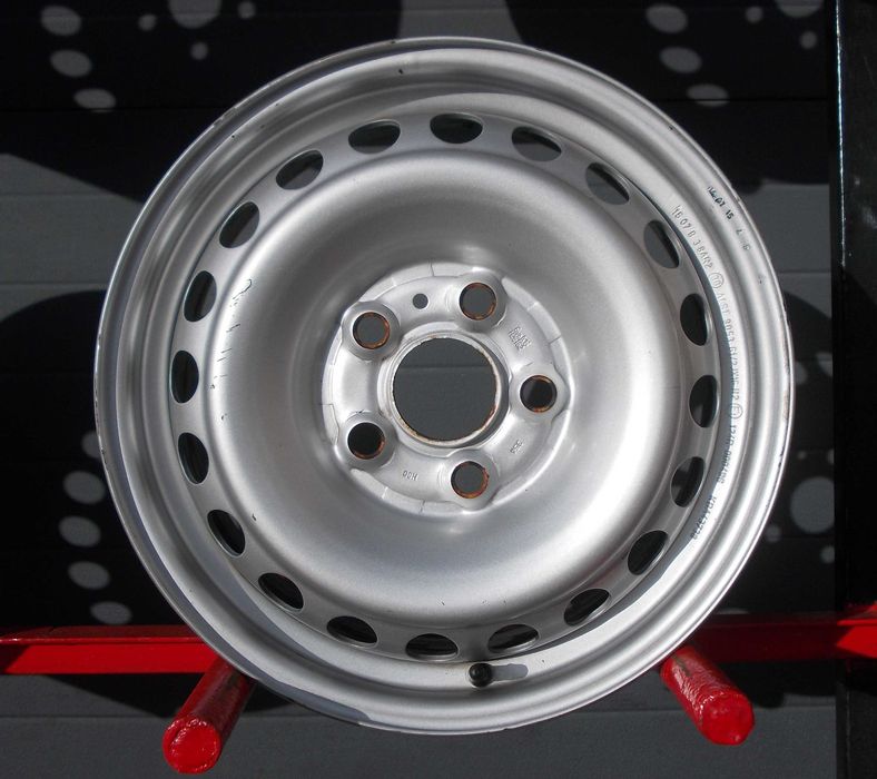 Felga stalowa 16 5x120 et62 Volkswagen Amarok