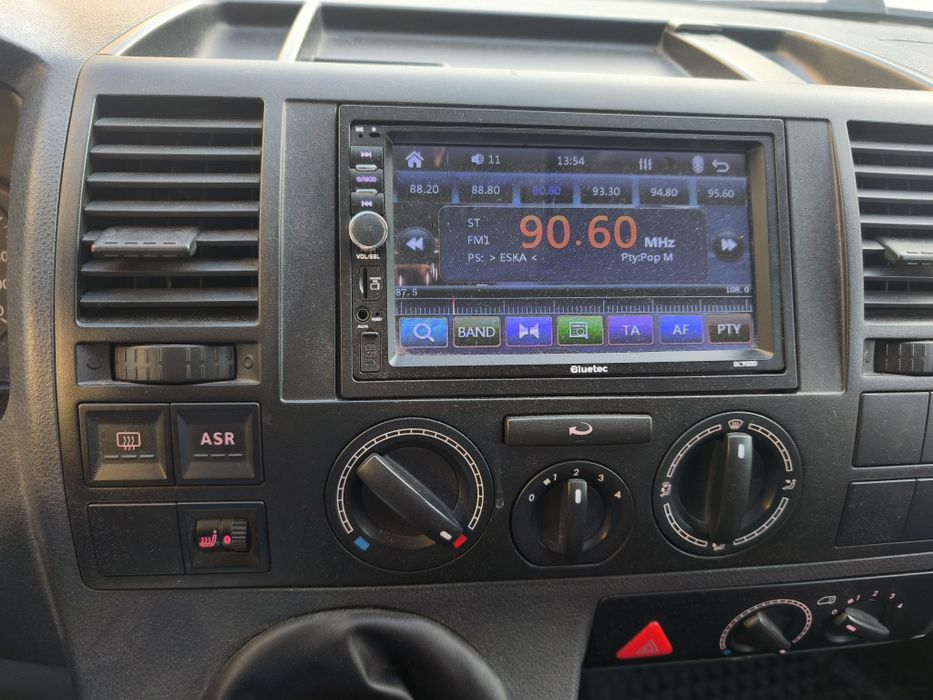 VW  T5 Transporter 9 osobowy