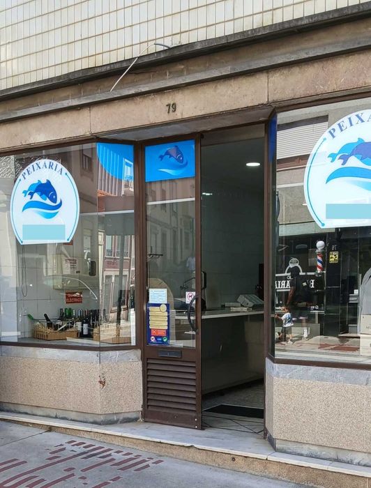 Peixaria Totalmente Equipada