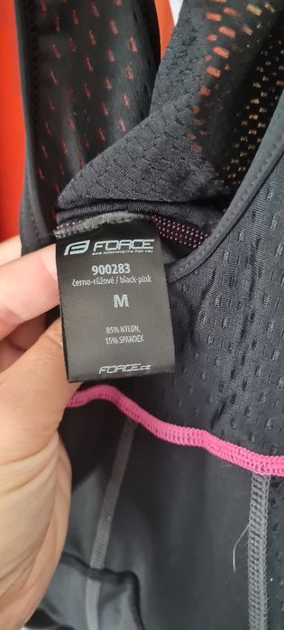 Equipamento mulher ciclismo