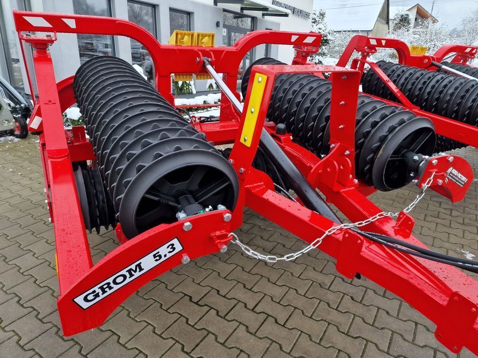 Wały posiewne uprawowe Agro Factory 3 silowniki