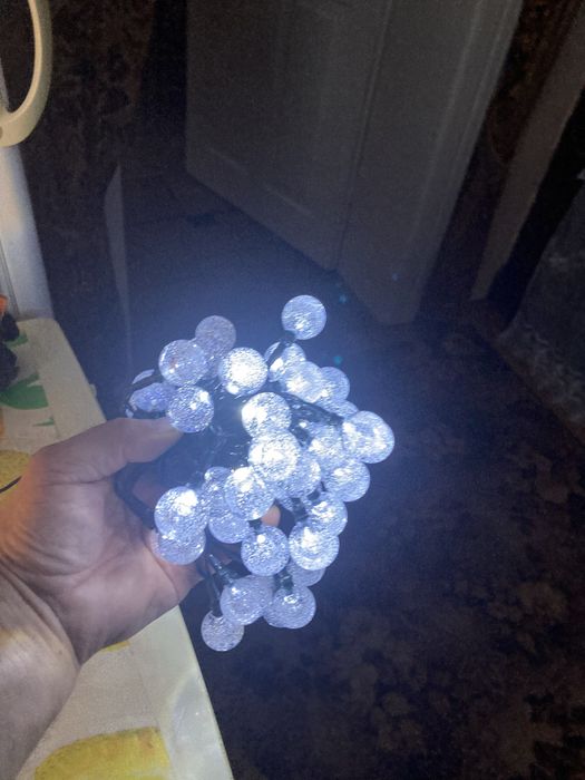 Сонячні ліхтарі світлодіодні