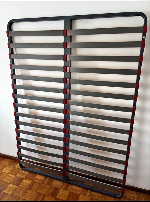 Estrado de cama 140x190 Pikolin com pés