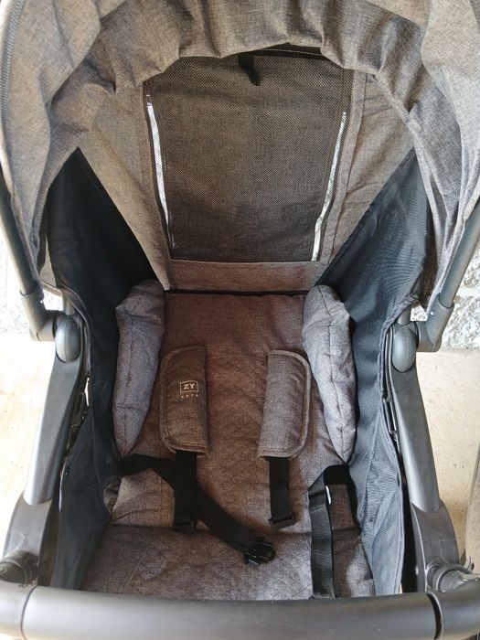 Vendo conjunto de carrinho e cadeira auto como novo