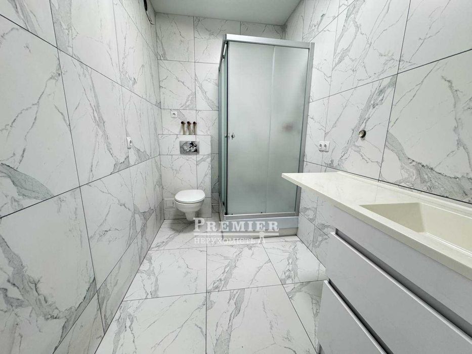 1-кімнатна квартира біля моря. Свіжий ремонт.