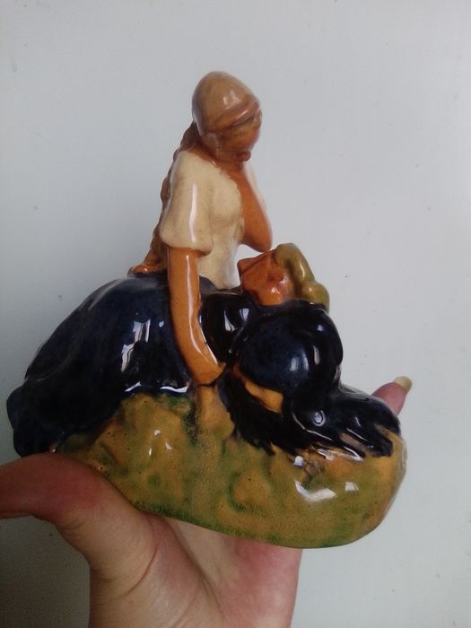 Продам статуетку.