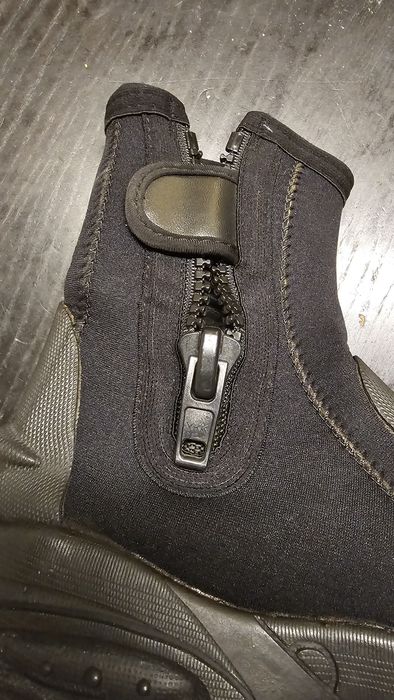 Botas mergulho como novas