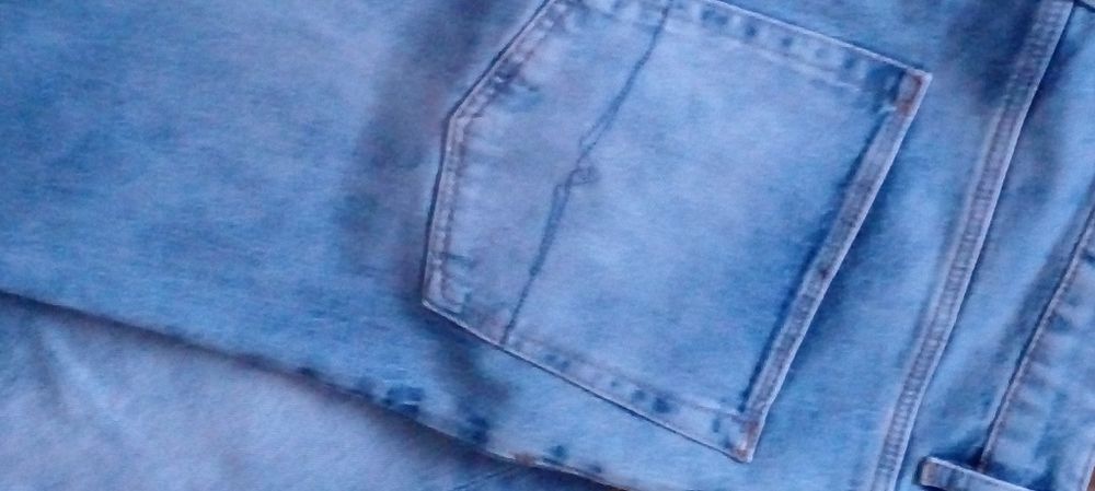 Джинси чоловічі голубі 32 розмір