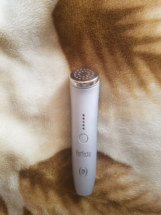 Косметичний апарат лікування шкіри cвітлом Perfectio Zero Gravity