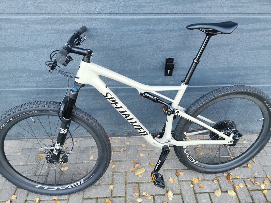 Specialized Epic Expert EVO carbon L koła Roval Carbon jak Nowy