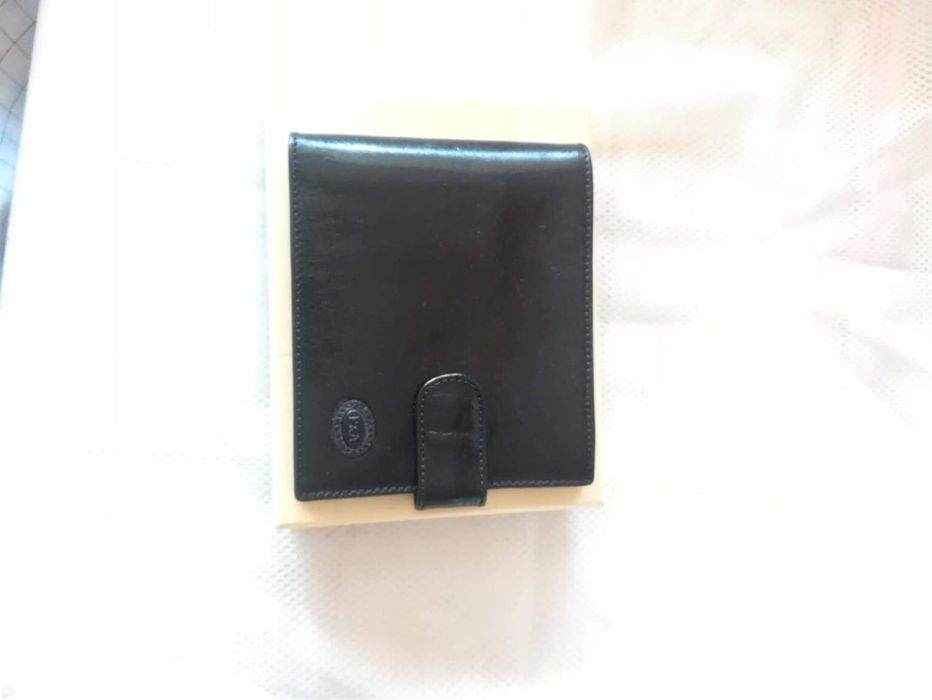 Leather Wallet (New)64751084944513122