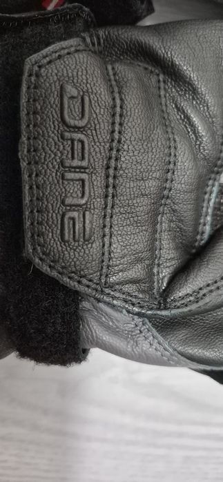 [Novas] Luvas em pele e ventiladas Dane