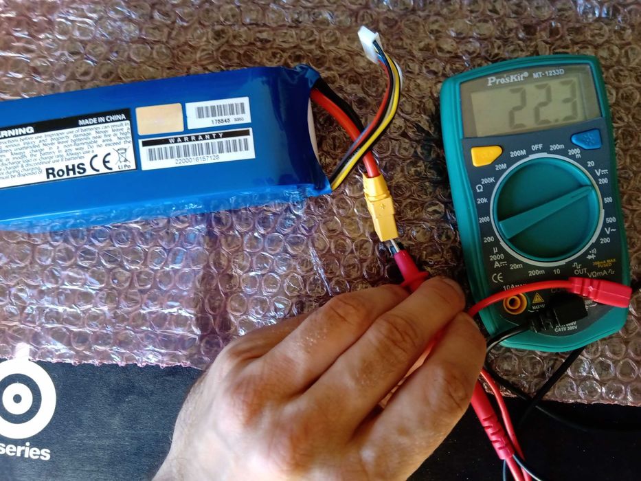 Bateria Lipo Turnigy 6s 22,2V- 5Ah (Nova)