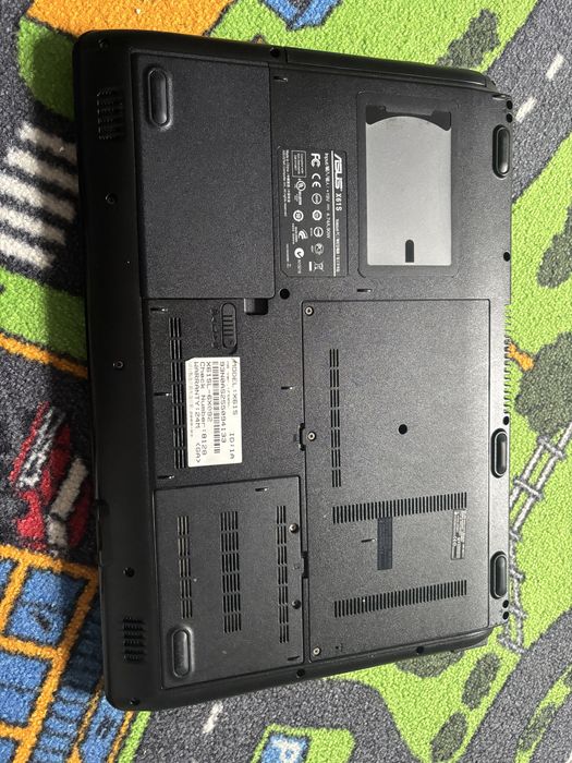 Sprzedam 2 laptopy Asus