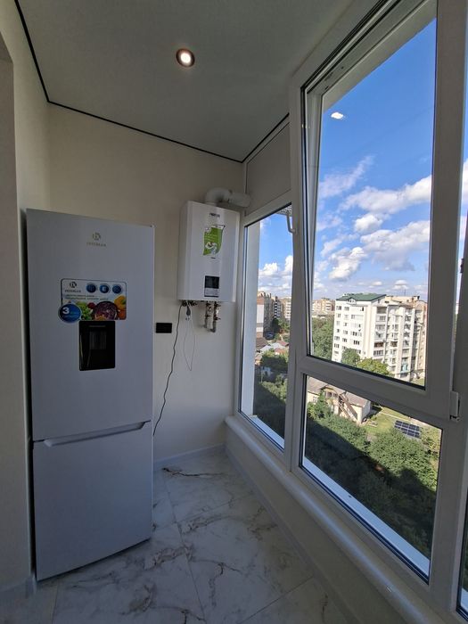 Продаж 3к.кв. Галицька 94