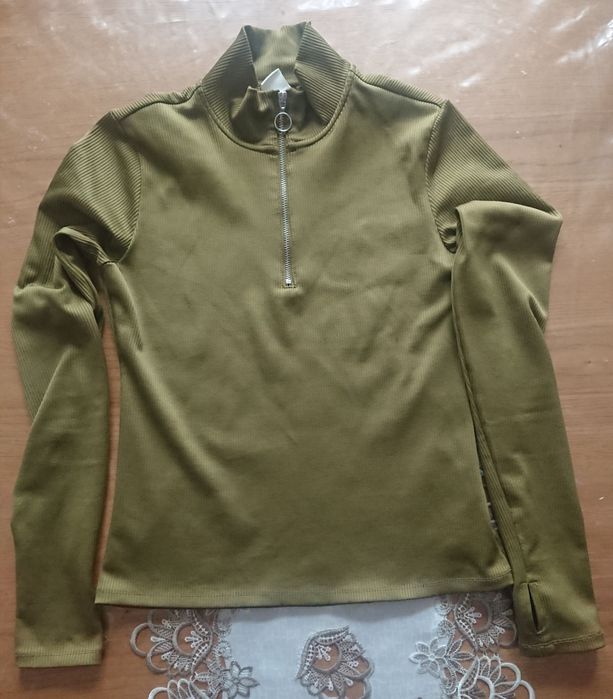 Swetr pół golf oliwkowy