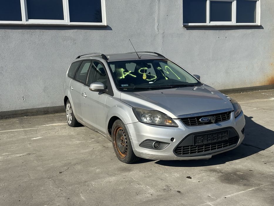 Ford focus II FL kombi 1.6 TDCI 2010 w całości na części