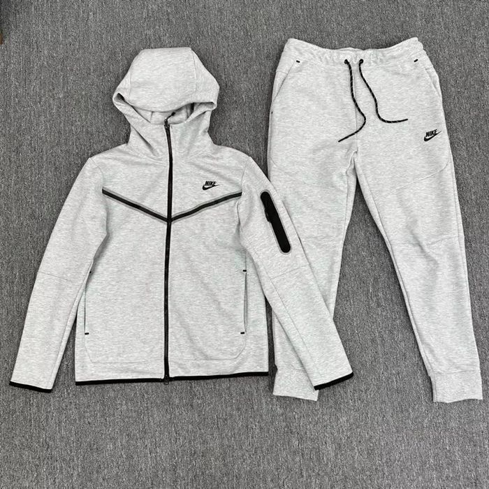 Nike tech fleece