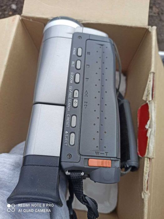 canon g2000 Камера, відеокамера (ідеал)