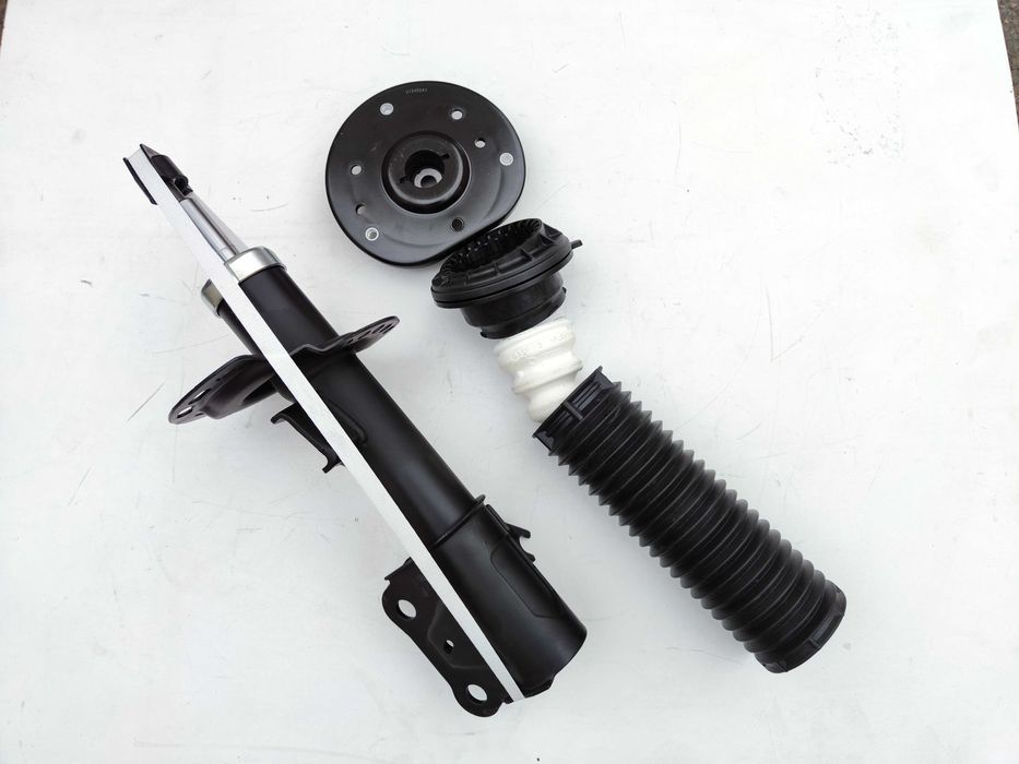 Амортизатор опора підшипник пильник відбійник Ford Fusion USA комплект