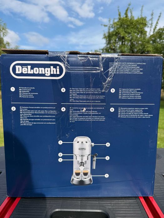 DeLonghi Dedica Style EC685.M ekspres kolbowy komplet