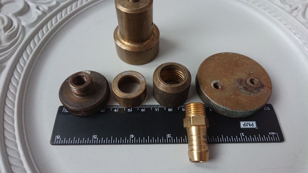 Латунні запчастини, кріплення.