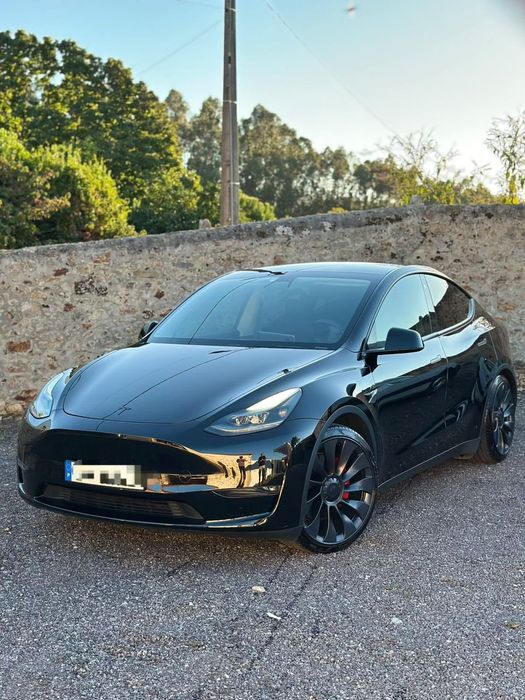 Tesla Model Y Performance Tração Integral foto 3