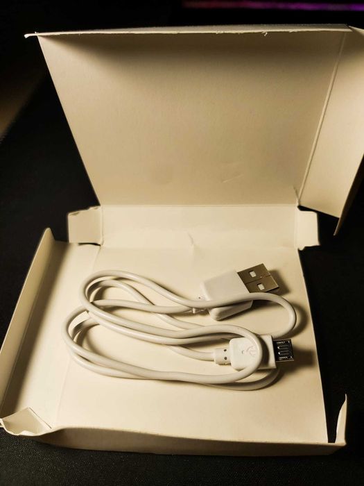 Coluna Wireless Bluetooth BABYLON dourada